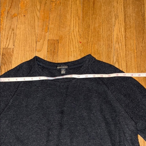 Banana Republic Black Crew Neck Sweater Minimalist Design - Picture 7 of 12